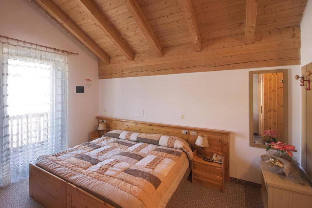 Hotel Vallechiara Moena Habitación foto